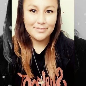 Meet your Posher, Shenavia